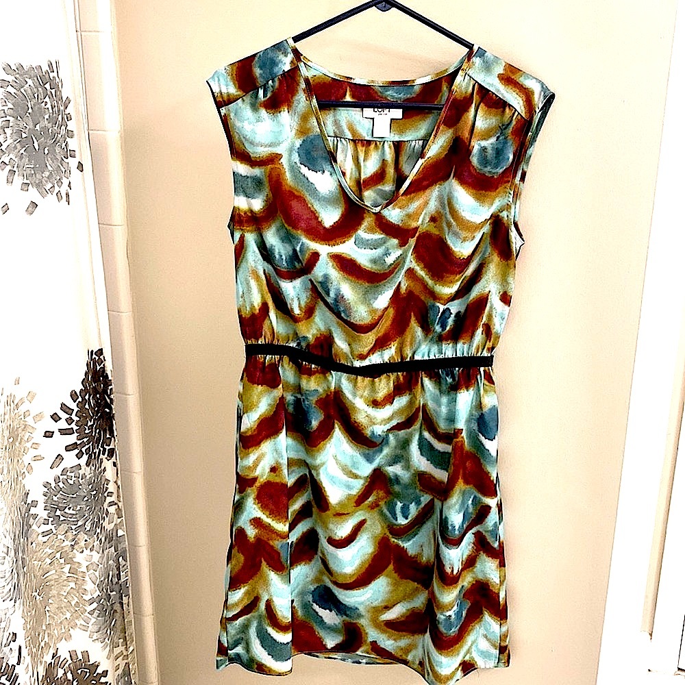 LOFT Sleeveless Dress | Size 8 | Petite | Multi Color | Elastic Waist